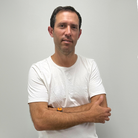 יובל שם טוב 